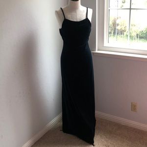 Vintage Roberta 1970’s Velvet Glam Body Con Dress